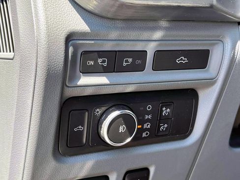 Used 2021 Ford F150 Lariat w/ Equipment Group 502A High AWD/4WD image 21