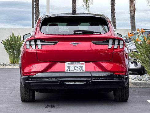 Used 2021 Ford Mustang Mach-E Premium image 4