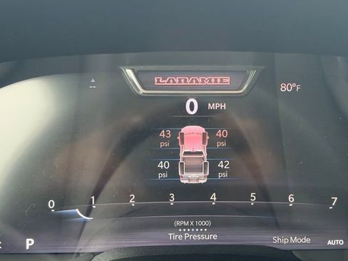 New 2026 RAM 1500 Laramie AWD/4WD image 19