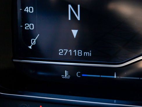 Used 2023 GMC Yukon SLE w/ Max Trailering Package image 20