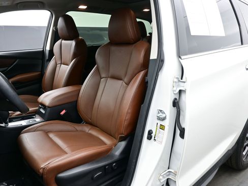 Used 2023 Subaru Ascent Touring image 12