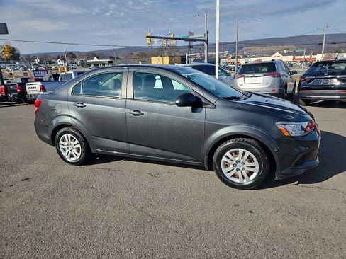 Used 2018 Chevrolet Sonic LS image 2