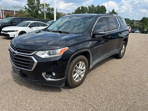 Used 2018 Chevrolet Traverse LT AWD/4WD image 1