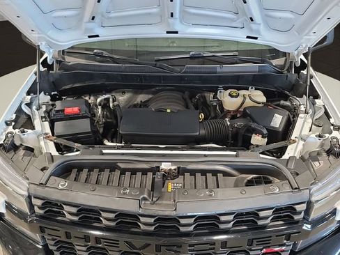 Used 2020 Chevrolet Silverado 1500 Custom Trail Boss w/ Custom Convenience Package image 32