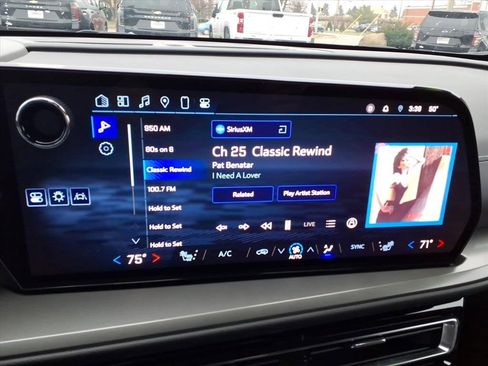 Certified 2024 Chevrolet Traverse LT image 27