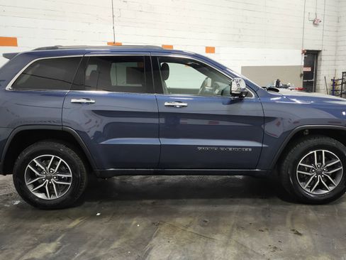 Used 2021 Jeep Grand Cherokee Limited w/ Premium Lighting Group image 21