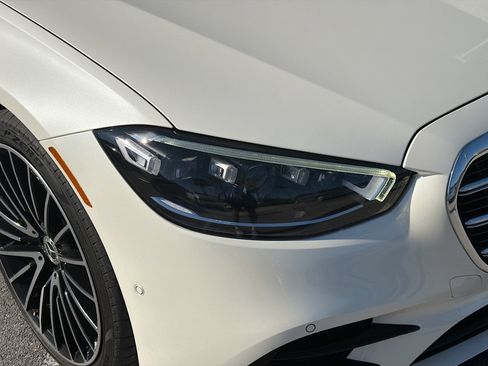 Used 2021 Mercedes-Benz S 580 4MATIC Sedan image 35