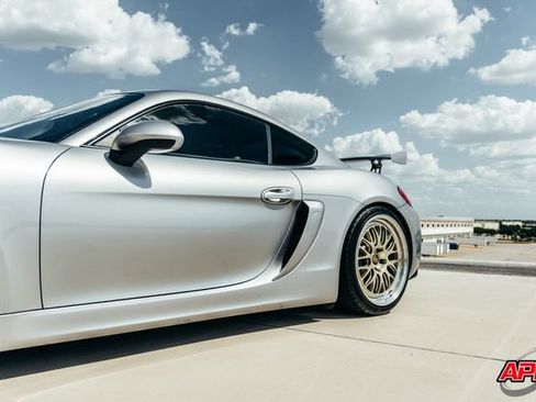 Used 2016 Porsche Cayman GT4 RWD image 29