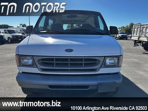 Used 2000 Ford E-350 and Econoline 350 Super Duty image 2