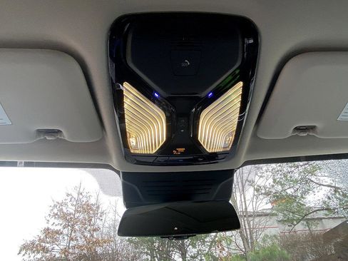 Used 2025 BMW X7 xDrive40i image 22