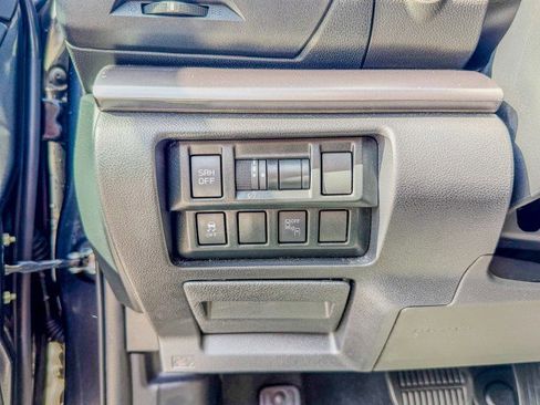 Used 2019 Subaru Crosstrek 2.0i Limited w/ Moonroof Package image 13