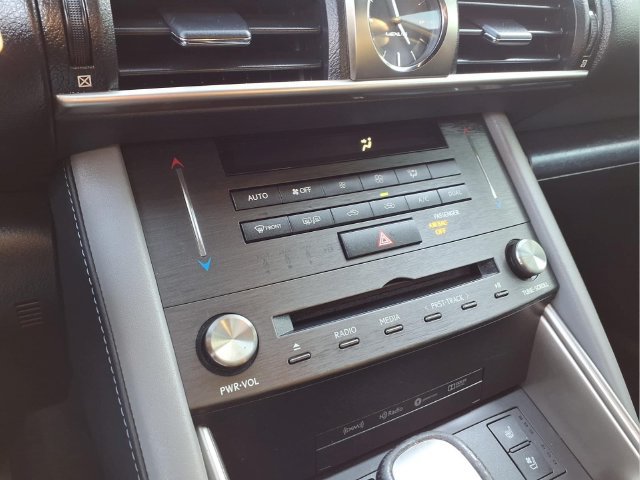 Used 2020 Lexus IS 350 F Sport w/ Blackline Edition AWD/4WD image 12