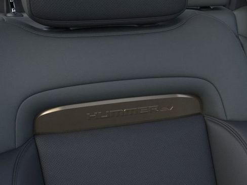 New 2025 GMC Hummer EV 3X w/ LPO, Illumination Package image 21