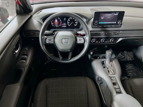 Used 2025 Honda HR-V Sport image 19