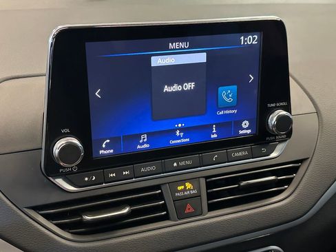 Used 2019 Nissan Altima 2.5 S AWD/4WD image 13