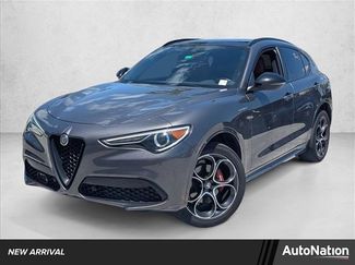 Used 2023 Alfa Romeo Stelvio Veloce AWD/4WD video 1