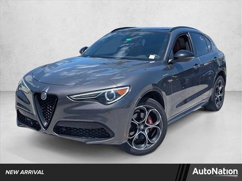 Used 2023 Alfa Romeo Stelvio Veloce AWD/4WD image 1