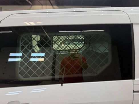 Used 2022 Ford Transit Connect XL FWD image 19
