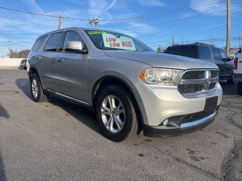 Used 2012 Dodge Durango SXT image 4