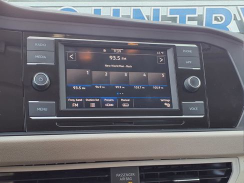 Used 2020 Volkswagen Jetta S image 16