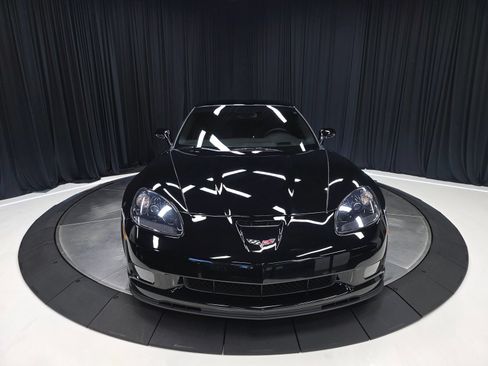Used 2013 Chevrolet Corvette Grand Sport w/ 2LT Preferred Equipment Group RWD image 8