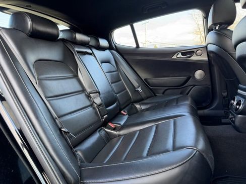 Used 2019 Kia Stinger GT2 image 47