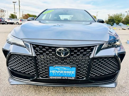 Used 2019 Toyota Avalon XSE w/ All Weather Liner Package image 15
