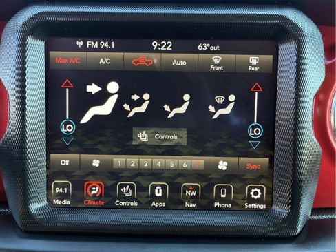 Used 2023 Jeep Gladiator Rubicon w/ LED Lighting Group AWD/4WD image 49