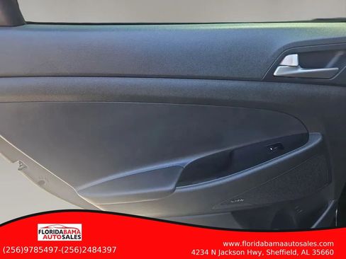 Used 2019 Hyundai Tucson Sport FWD image 9