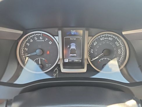Used 2023 Toyota Tacoma SR5 w/ Technology Package AWD/4WD image 14