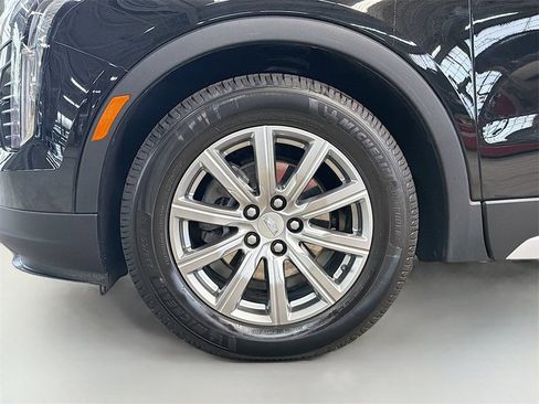 Used 2020 Cadillac XT4 Premium Luxury w/ Cold Weather Package image 31