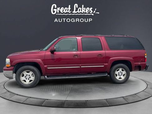 Used 2005 Chevrolet Suburban LT w/ Preferred Equipment Group AWD/4WD image 2