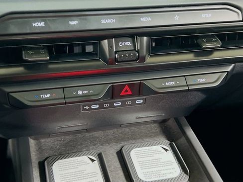 New 2027 Kia Telluride SX X-Line image 16