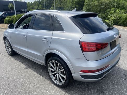 Used 2018 Audi Q3 2.0T Premium Plus w/ Premium Plus Package FWD image 6