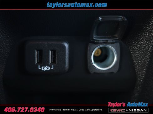 Used 2022 Chevrolet Colorado LT w/ Luxury Package AWD/4WD image 24
