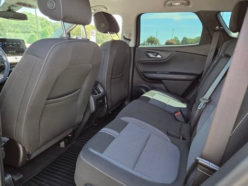 Used 2025 Chevrolet Blazer LT w/ Driver Confidence Package FWD image 6