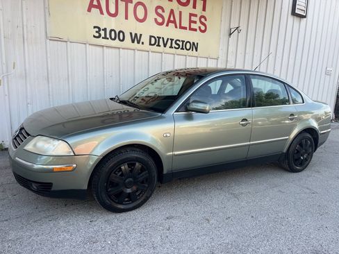 Used 2002 Volkswagen Passat GLS FWD image 5