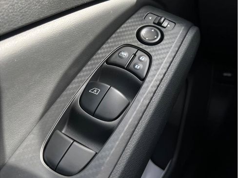 Used 2025 Nissan Altima 2.5 S image 16