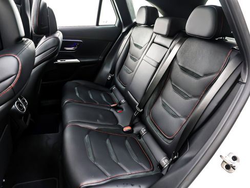 New 2026 Mercedes-Benz GLC 43 AMG 4MATIC image 8