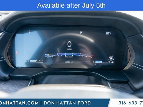 Used 2023 Jeep Grand Cherokee L Limited AWD/4WD image 7