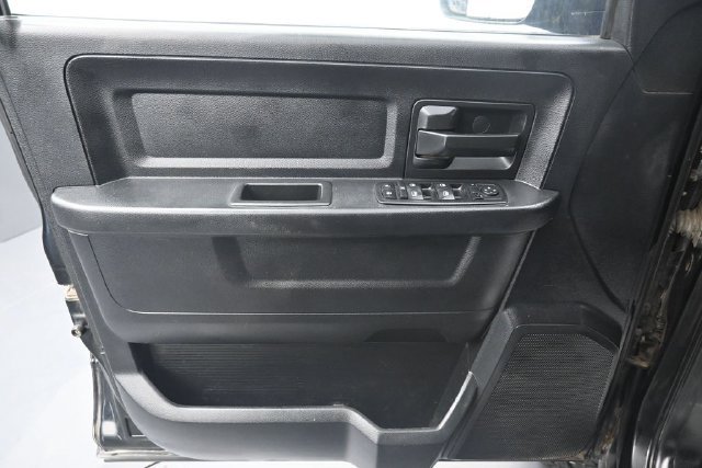 Used 2014 RAM 2500 Tradesman w/ Chrome Appearance Group AWD/4WD image 15