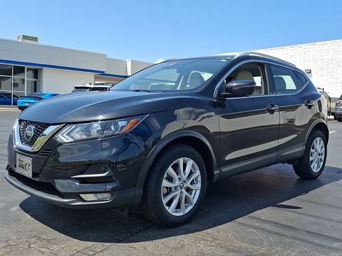 Used 2020 Nissan Rogue Sport SV w/ Technology Package AWD/4WD image 3