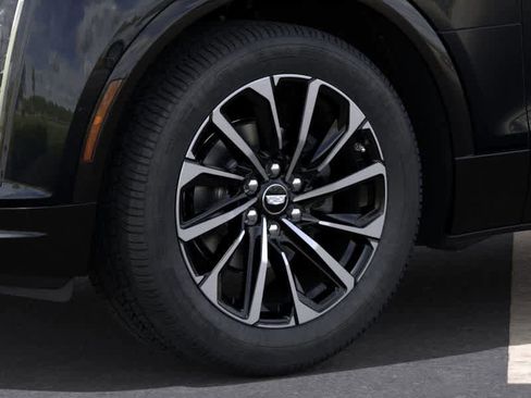 New 2025 Cadillac Lyriq Sport image 9