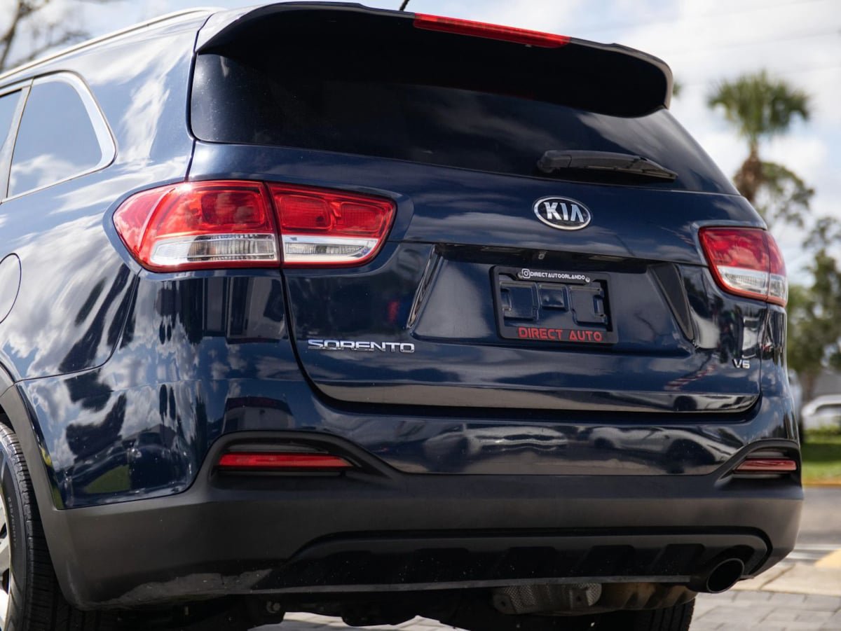 Used 2017 Kia Sorento AWD image 9