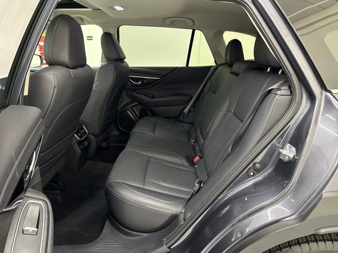 Used 2024 Subaru Outback Limited image 25