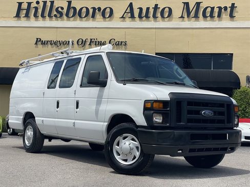 Used 2009 Ford E-250 and Econoline 250 Extended RWD image 1