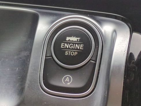 Used 2020 Mercedes-Benz GLB 250 4MATIC image 36