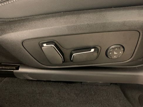 Used 2025 BMW X4 xDrive30i AWD/4WD image 74