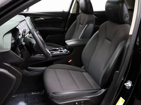 Certified 2022 Buick Envision Preferred image 9