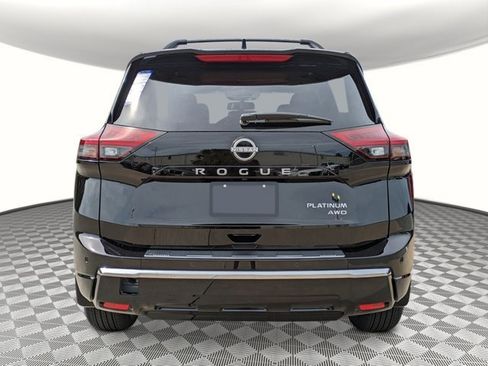New 2026 Nissan Rogue Platinum image 4